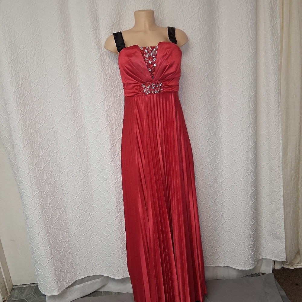 My Michelle Women Size L Red Maxi Dress with Black Straps - Picture 16 of 16